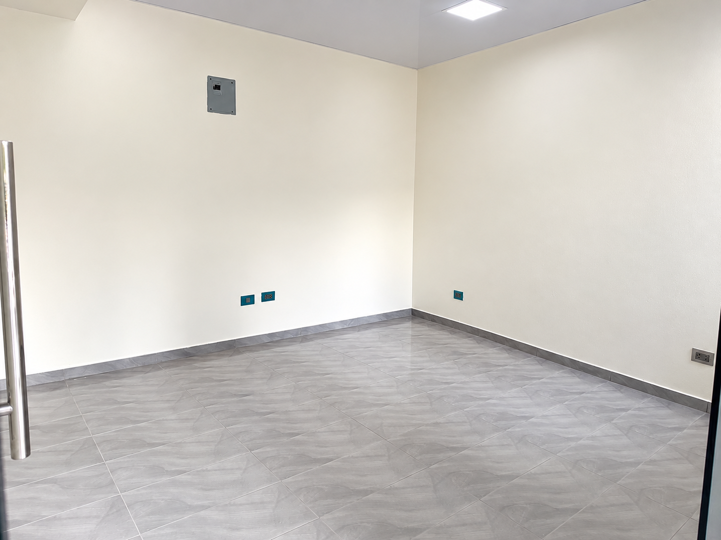 Local Comercial N.º 2 | Plaza Residencial EliMar I — foto 1 de 8