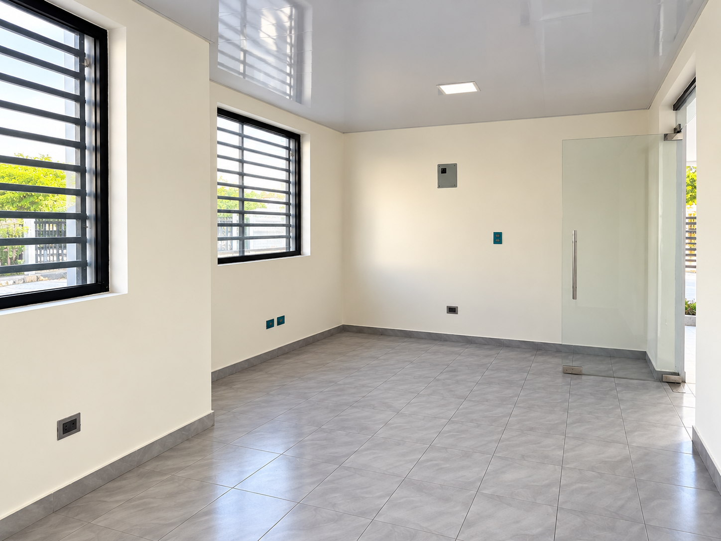 Local Comercial N.º 4 | Plaza Residencial EliMar I — foto 1 de 3